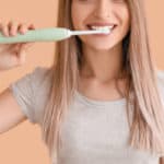 manual vs electric toothbrush - which should you pick?