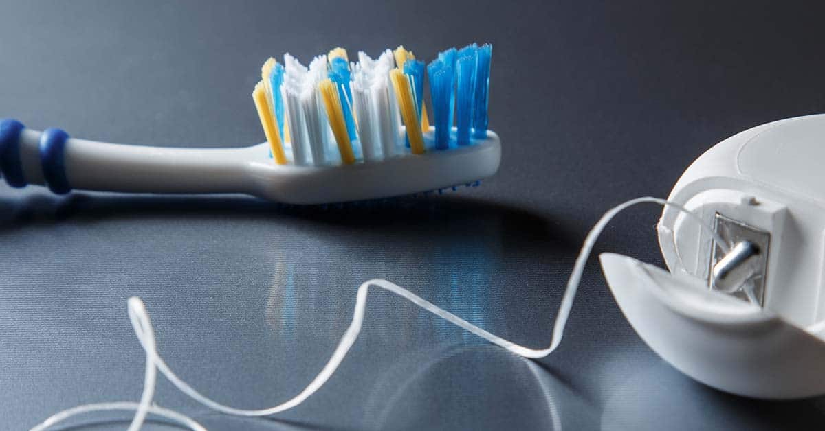 tips on how to floss your teeth properly