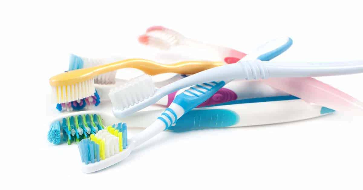 how to pick from different types of toothbrushes